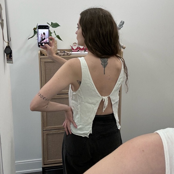 Wilfred Cropped Tie Open Back Medium Tank Top - Picture 2 of 9